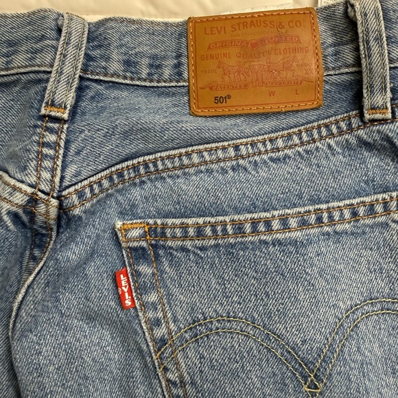 Levi's 501 Women’s Straight Blue Jeans - Picture 4 of 9